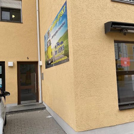 Helle Zwei-Zimmer-Stadt-Wohnung Am Bismarkplatz Mit Tiefgarage Landshut Exterior photo